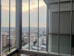 Clover By The Park (D20), Condominium #558278311